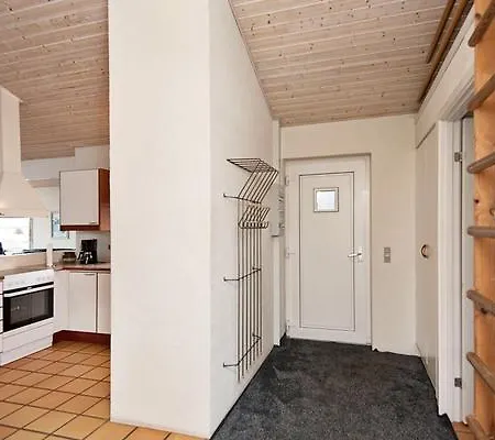 Holiday home Holiday Hvedemarken